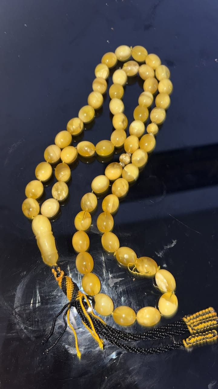 السلام عليكم اخوان سبحة كهرب بولوني 63 غرام مشكلتها فقط يراد تبديل كركوشة عنواني زيونة ساحة ميسلون الرقم ***********
