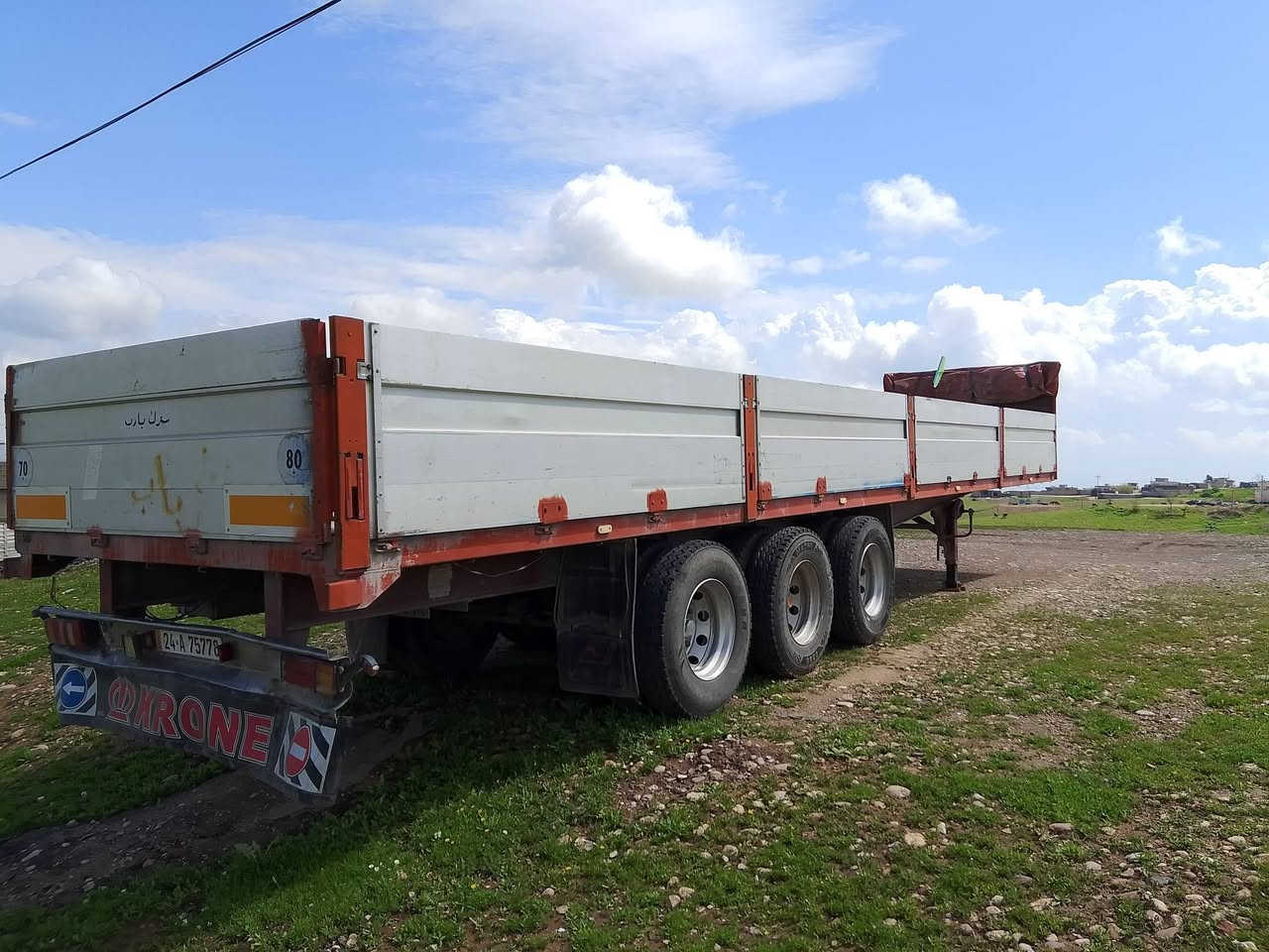 السلام علیکم " للبیع عربانە اوروبی المانی pb 
3 دناکیر تایر 11 
طـول 12,60 
تخم تایر جدید 
جانب 80 
رقم و سنویە دهوك 
سـعـر 70  مـجـال 
اسیا_  *********** 
کورك_  ***********
