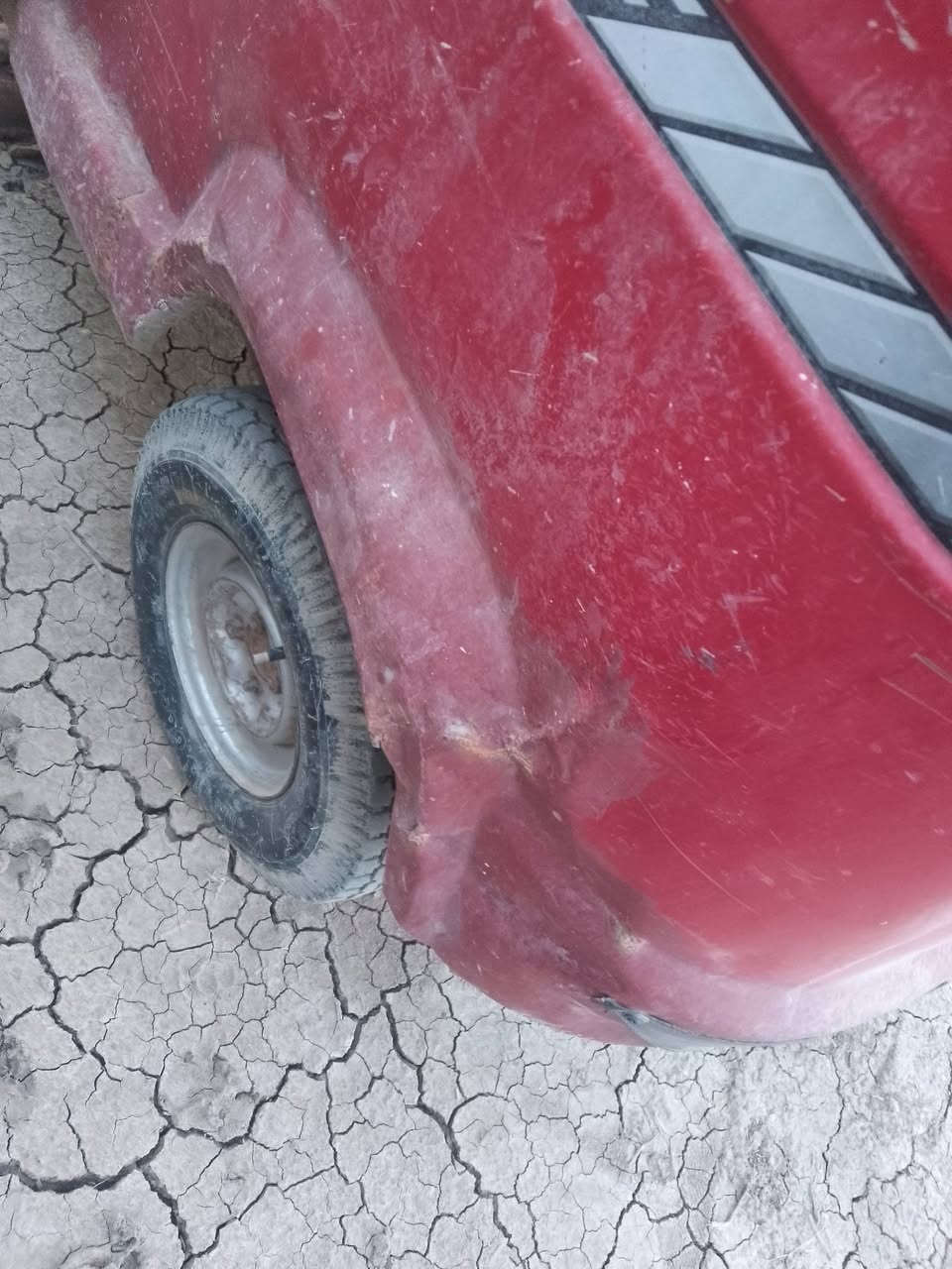 السلام عليكم
تكتك للبيع مكاني ابو غريب
السعر مليونين ونص تحتاج تعمير
اوراق كامله ***********
