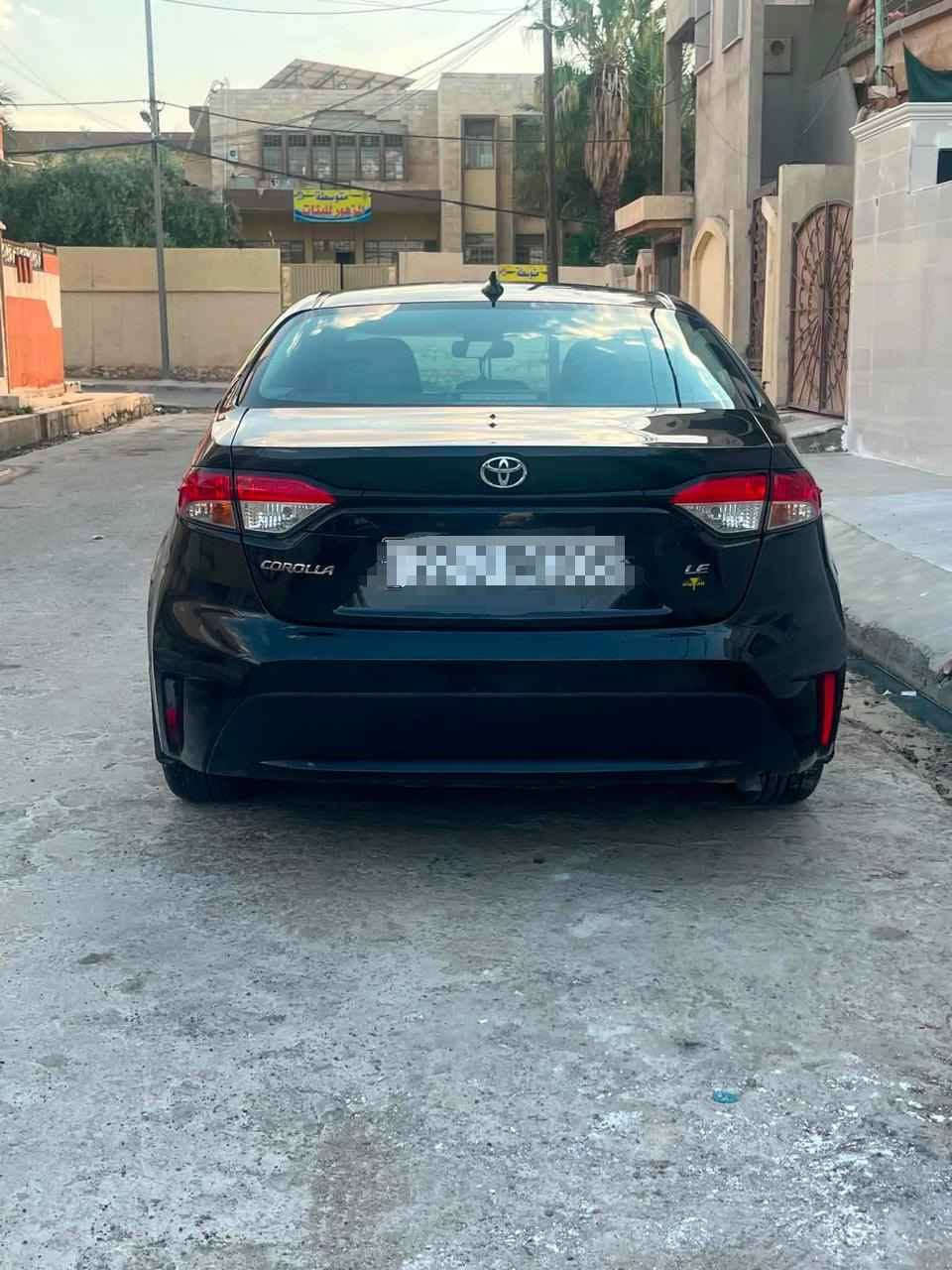 السلام عليكم 
كورلا 2022 اسود سيارة مال بيت جدا  
 نظيفة و ضررها كلش بسيط كما موضوح في الصور
سيارة رقم اربيل الجديد و السنوية نافذة لغاية 2029  
ماشية 50 الف ميل 
كير مكينة تبريد شرط 
بيها طخة في باب النفر تتعدل بالبارد 
بيها شخط خفيفة بالجاملغ الخلفي واضحة بالصورة 
رقم الشاصي مرفق ضمن الصور
السيارة مكانها موصل حي الزهور  
السعر 147 و بيها شويه مجال 
للتواصل   *********** موصل, نينوى
