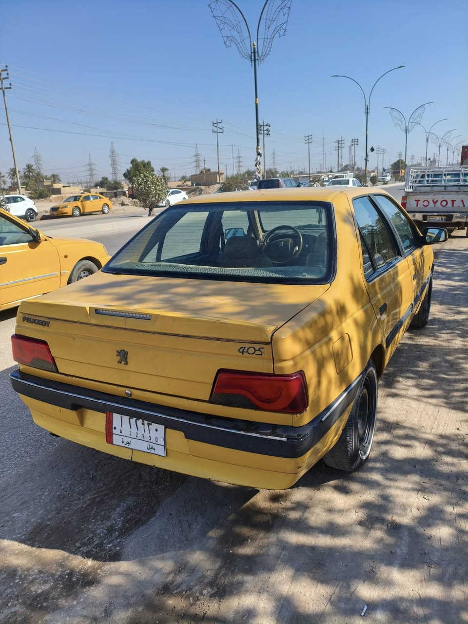 بيجو 2013 صفرة رقم بابل بأسمي مشروع وطني السيارة صفرتها من ناحية الغرامات و الهيئة و جاهزة من مكينة و كير و حدادة تبريد السيارة بيها رشات بالدواير سعرها 30 ورقة مكاني بابل الحلة الرقم 
***********
***********
