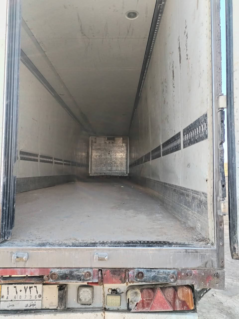 سلام عليكم حاويا شمتز بدون جهاز السعر 40 العنوان موصل رقم صاحب الحاويه ***********
