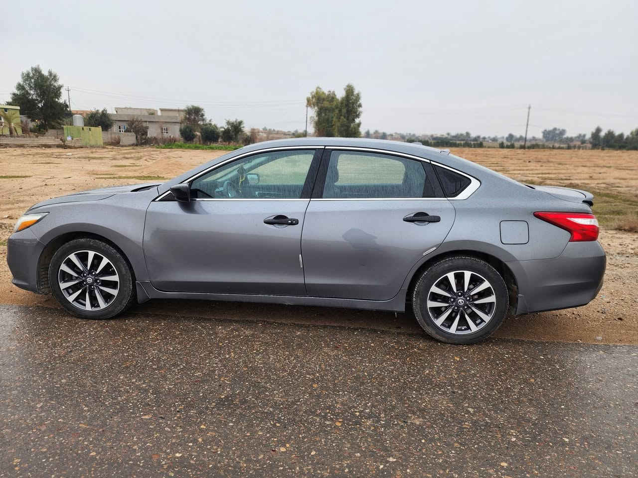 السلام عليكم
للبيع نيسان التيما موديل 2017
رقم اربيل مميز 
سعر 122 ورقه بيها مجال قليل 
رقم سنويه وفحص وهزه كلو جديد 
شرط التحويل 
مكينه وكير وتبريد كله بشرط وين ماتريد افحص
محرك 2500 المرغوب اربعه سلندر
مواصفات plasSV فول فول 
بصمه 
ابواب بصمه 
صندوق بصمه
ردادات خلفي جانبي كلو شغال
تحديد سرعه
سلايت فتحه
تبريد مركزي قطعتين
شاشه وكاميرا
كشن كهربائي هيتر 
جاملغين امامي (((بدون بنيد))))) وشويه بالجاملغ الخلفي بدون دواخل بجم خلف كبس شرط رقم شاصي موجود مع صور شوف حادثها يطلع 
سياره احلى من صور سياره نظيفه ما بيها مصرف
حجر كزوز بالشرط
مكان السيارة صلاح الدين / العلم 
للاستفسار الاتصال 
***********
***********
