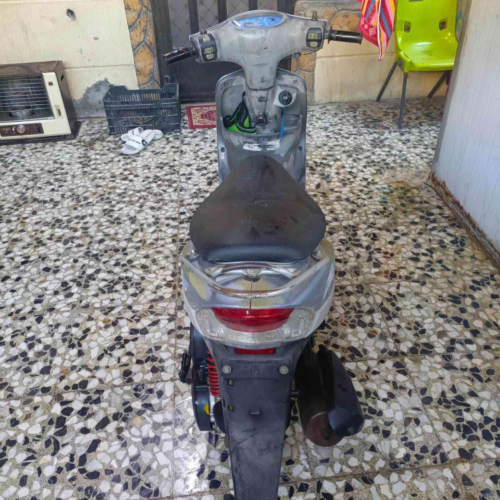 السلام عليكم للبيع ماكس منغولي مابيه اي نقص كله شغاله بعدها بلاديه كلها مختمه السعر 550 المكان الدورة ابو دشير الرقم *********** بغداد, العراق
