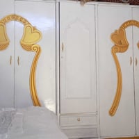 كنتور • خمس أبواب • قابل تفاوض