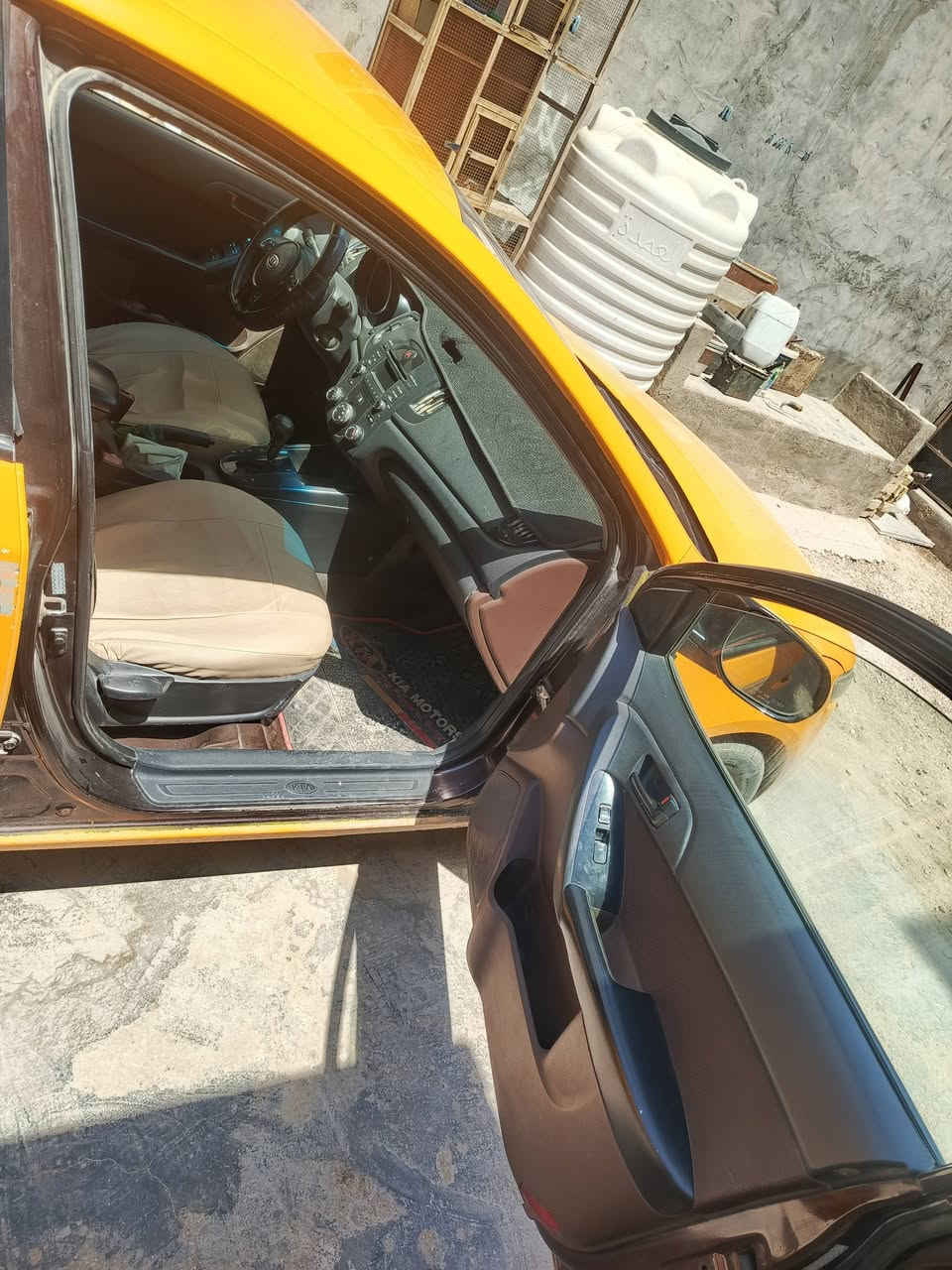 فورتي٢٠١٠ وارد امريكي حادثه جاملغ كدام فقط مكينه وكير جدد رقم كربلاء بسمي مصفره هيئه وغرمات فقط بيه خياسات واضحه بصوره ونقص تبريد مراوس ترهم بتكسي فقط أو بيع ٧٥ وبيه مجال والمشتري كبل تحويل ***********
