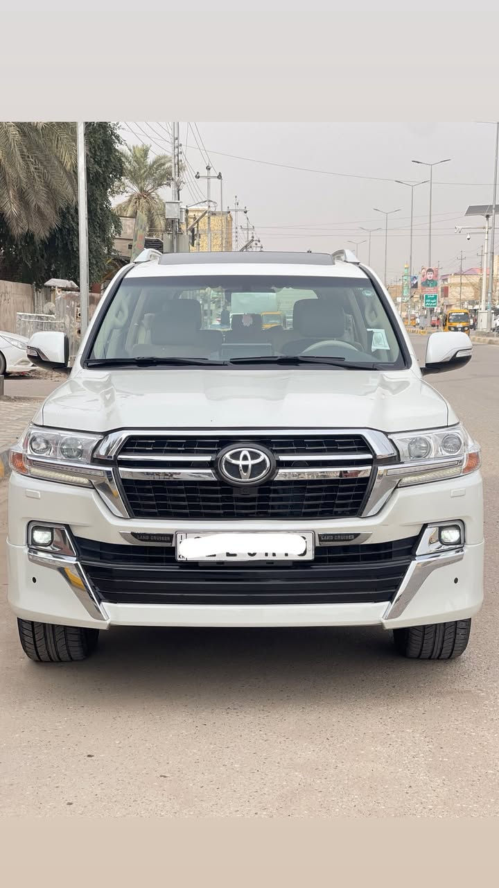 السلام عليكم
للبيع  
او المراوس بلكزز موديل ١٦ او ١٧ 
او لاندكروز موديل ٢٢ 
لاندكروز موديل ٢٠٢١ رقم اربيل بسمي 
سياره شركة جيهان 
سياره ماشيه ١٦٠ الف قابل للزياده 
 مواصفات 
فتحة سقف 
مثبت سرعه 
كشنات جلد كهرباء مال سايق و العبري 
دبل ماوس 
سياره كفاله من طخة و بديهة جديد 
و سونر موجود مالتهة 
سعر ٥٢٠ و بيهة مجال 
للاستفسار 
***********
