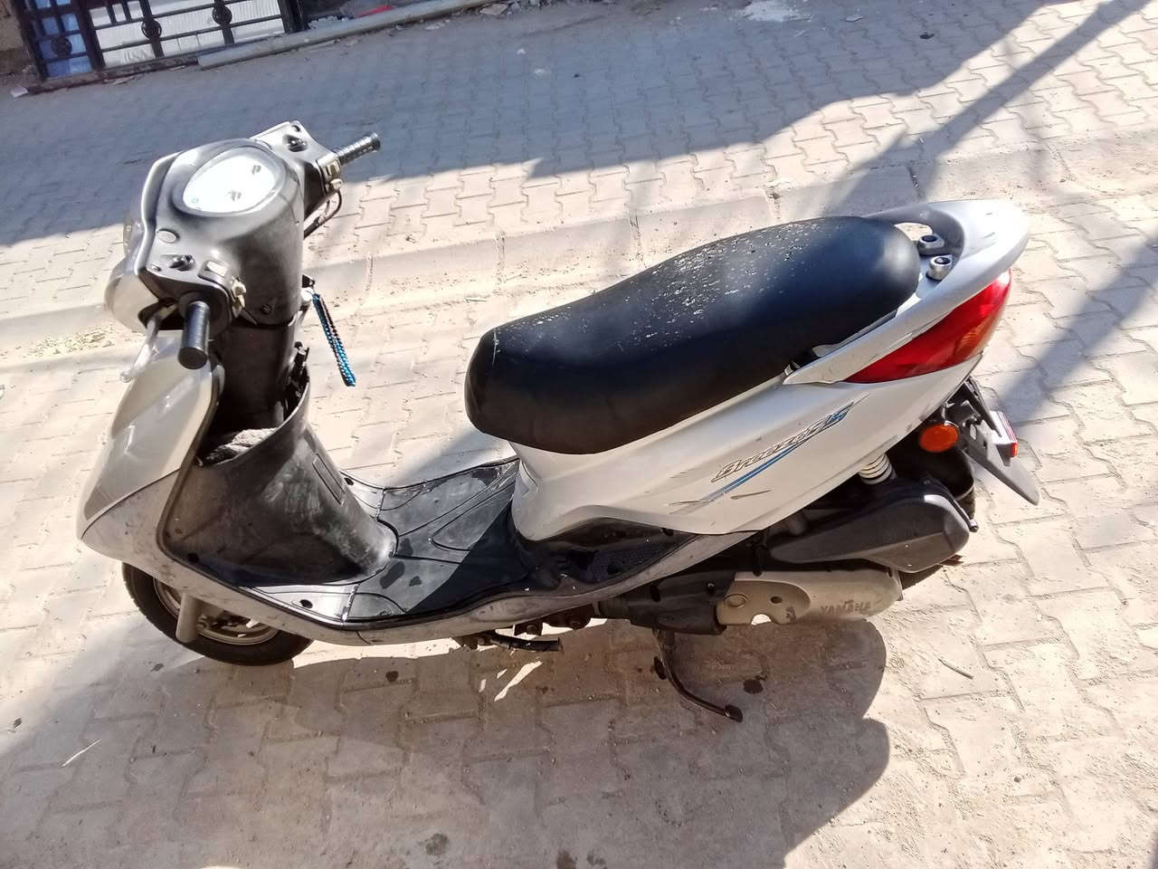 السلام عليكم شباب دراجه للبيع بغبغاء سعرها 900 وبيها مجال. ***********. مكان حي اور
