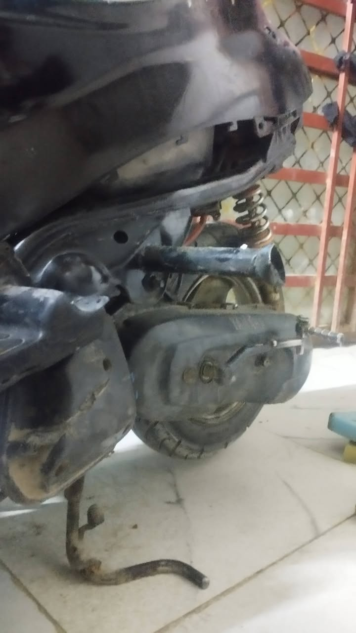 لبيع مكاني نجف محرك حلوو نهضه وشلعه حلوات عوزه تقسيم كابريته ولحاضن جوه مشلوع ***********
