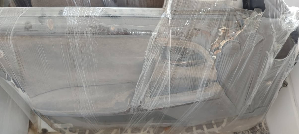 أغراض سيارة شيزر للبيع
بصرة  الدير
***********
