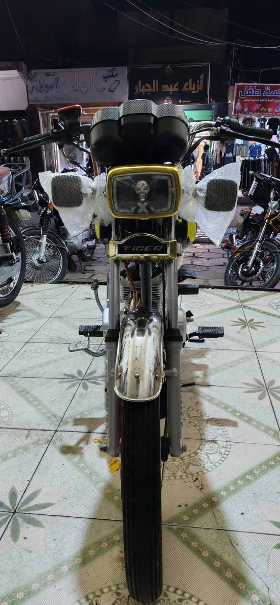 سلام عليكم دراجه موديل ٢٠٢٤ دراجه حلوه نضيفه كامله شغل او اطلع سعر ٥٠٠ أو بي مجال مكان ديالى بلدروز رقم***********
