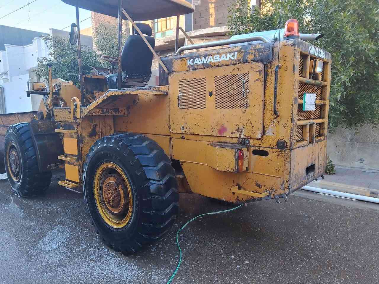 شفل عادي محرك بي موديل 79 أصل رقم ديالى الماني مكان الشفل رمادي الاتصال ***********
