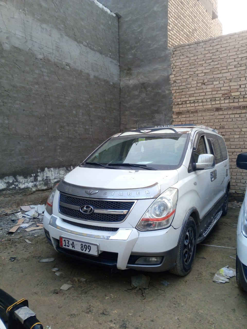 السلام عليكم شباب عندي انواع موديلات الستاركسات من موديل 16 وانت نازل مسكر ومفتوح   ***********
