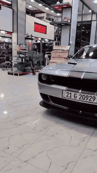 السلام عليكم جالنجر 2018للبيع ماشيه 68mlتخم تاير السياره كلش جديده وحادثه بسيط مرفق صور الحادث مع الصور محرك 3600كفاله كير ومحرك وشرط التحويل السعر 158وبيه مجال للشراي علما السياره مال بيت استخدام شخصي ***********
