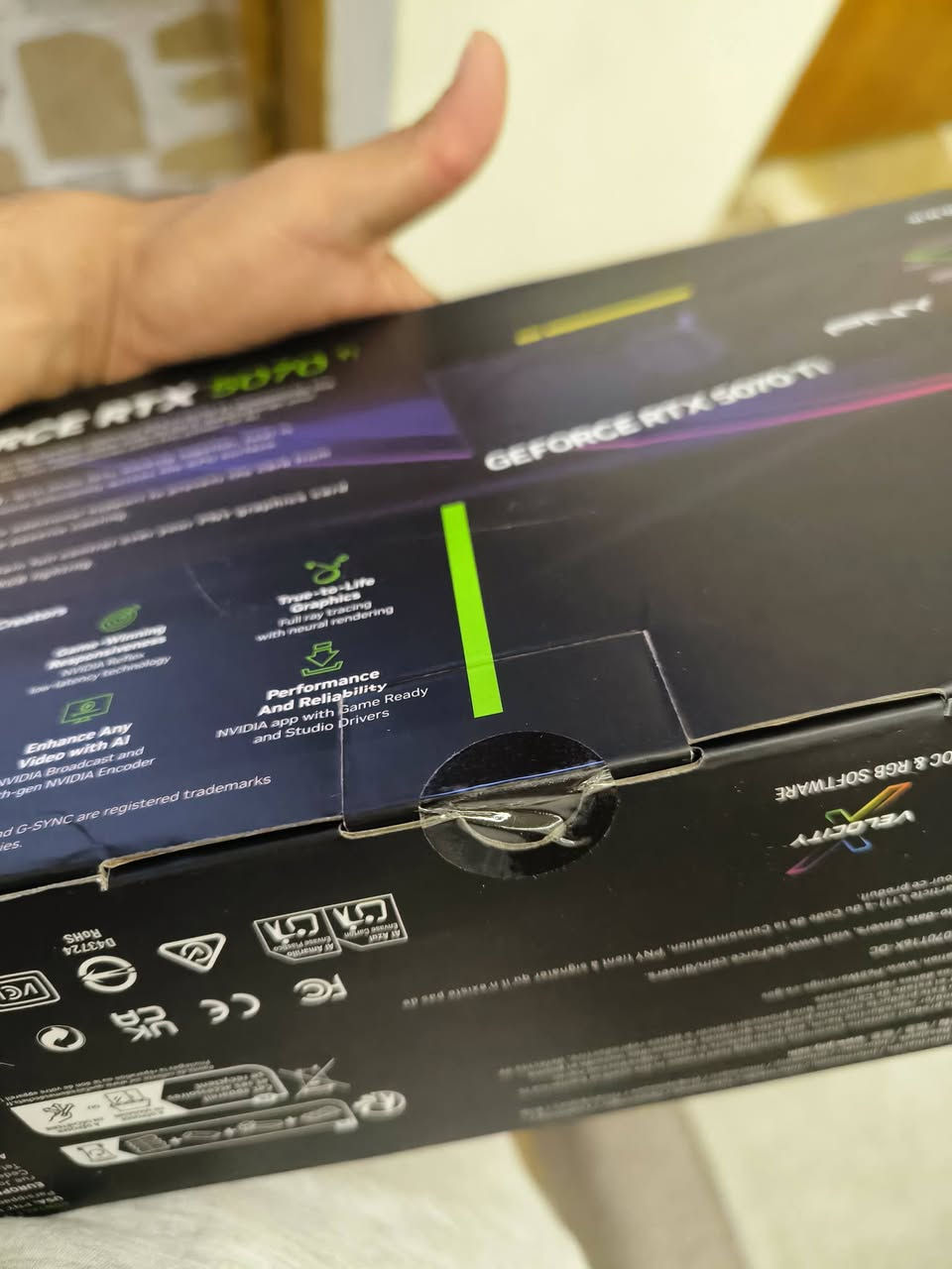 جديد بعده ما مفتوح للبيع ب 1550 او مراوس مع 9070 xt واخذ فرق


**إذا كنت صاحب هذا الإعلان وتريد حذفه لأي سبب، رجاءا أرسل رسالة إلى الدعم الفني**