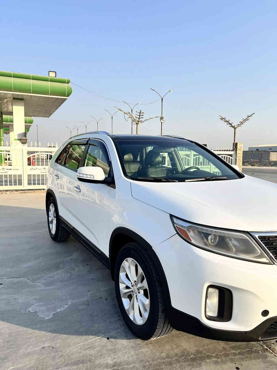 سورنتو 2014 وارد امريكي فول مواصفات سته سلندر حادثه جانبي صور الحادث بلمنشور
السعر 155 
***********
