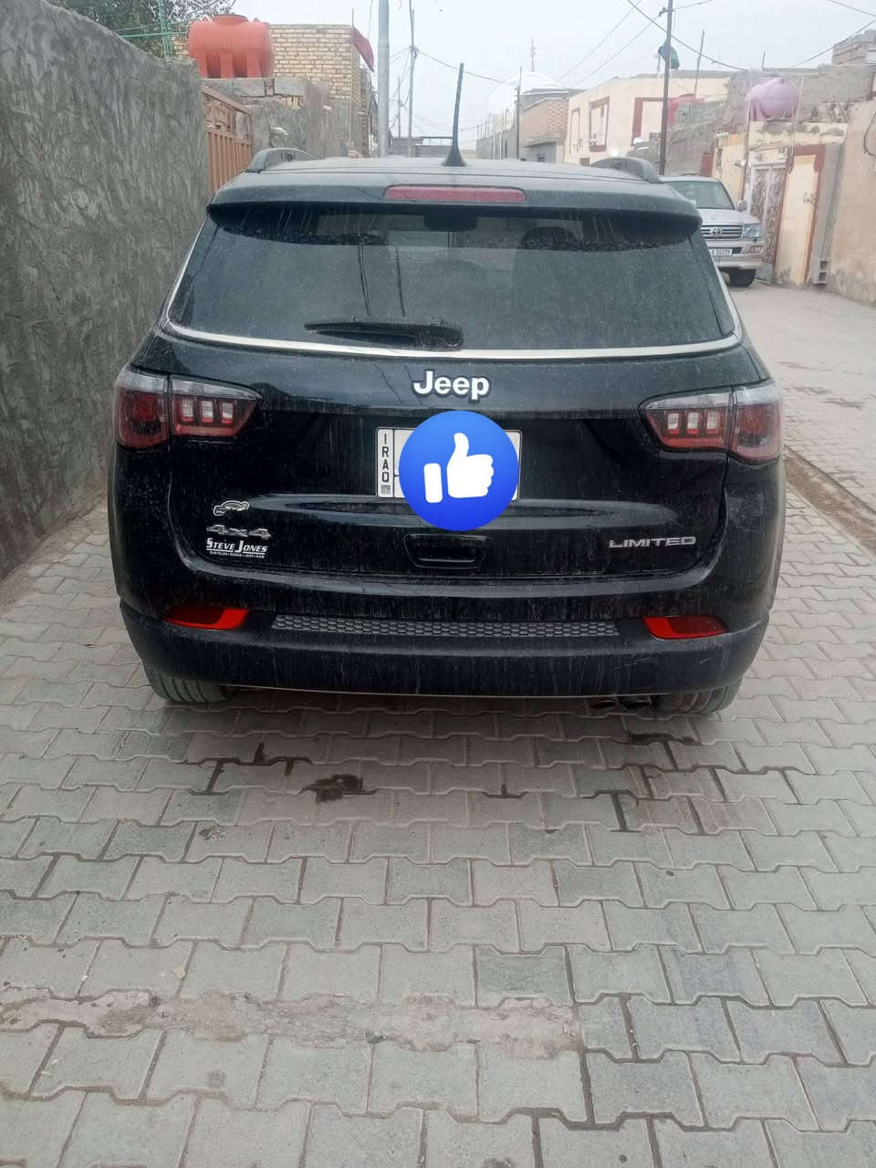 سلام عليكم سياره للبيع جيب راعيه موضف متروكه سياره ماعايزه كلشي استفسار يم هذا الرقم *********** مكان نجف
