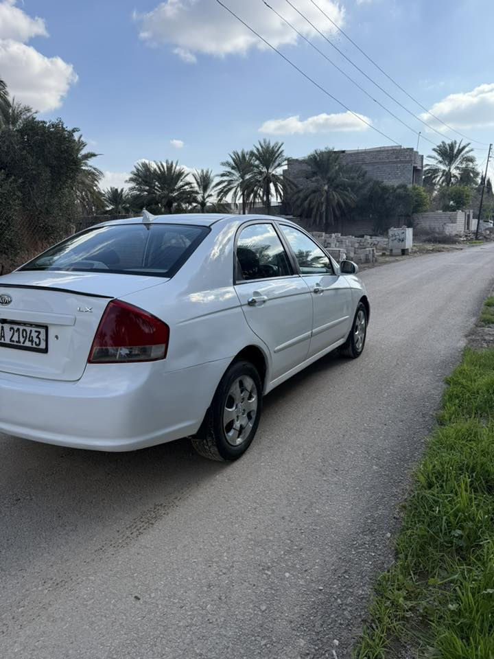 سبكترا امريكي 2008 ((السونار بالمنشور))
حجم المكينة 2000 /رقم ديالى ارقام وسنوية وهزة جديد
ميكانيك مكفول  السعر 👈95
***********/بعقوبة
