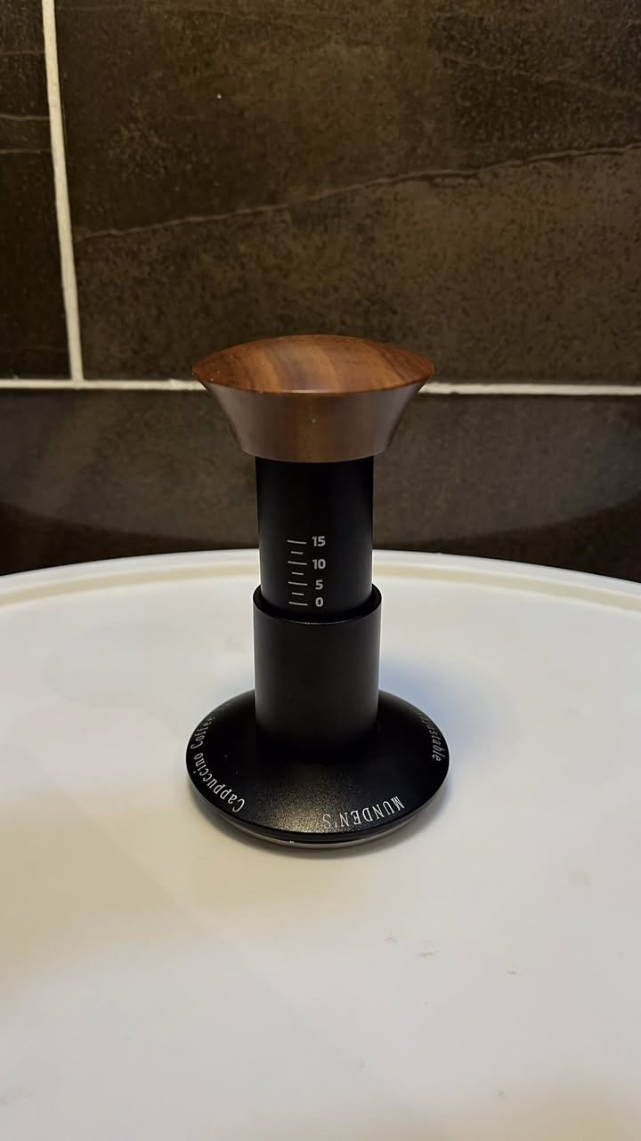 السلام عليكم تامبر 
الاول قياس 52 السعر 20 الف 
الثاني قياس 58 السعر 25


**إذا كنت صاحب هذا الإعلان وتريد حذفه لأي سبب، رجاءا أرسل رسالة إلى الدعم الفني**