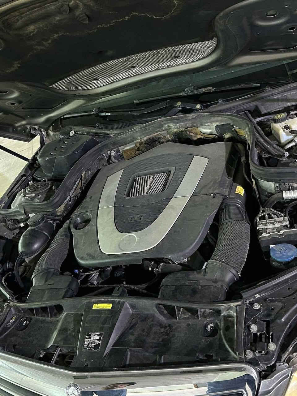 مارسيدس W212
للبيع 
موديل 2011
فول مواصفات عدا الفتحه 
كشنات كهرباء وهيتر وخزن
شفتات ستيرن
تحكم ستيرن
كير 3وضعيات
ويل كب 18
تبريد وتدفئه
لايتات زنون ودينامك
محرك 350
صدر امامي خلفي جديد 
تخم تايرات وباتري جديد
السياره مابيه اي مسج وجاهزه
تريد تحويل تريد وكاله 
وصور السونار موجوده 
مكان السياره اليرموك الاربع شوارع
السعر 139 ورقه وبيه مجال قليل 
***********
*********** واتساب
