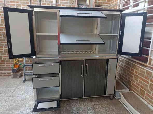 السلام عليكم كاونتر للبيع  نضيف حيل سنك ومعلق قياس متر ووربع السعر 500وبي  مجال المكان النجف الاشرف وهاذه رقمي ***********
