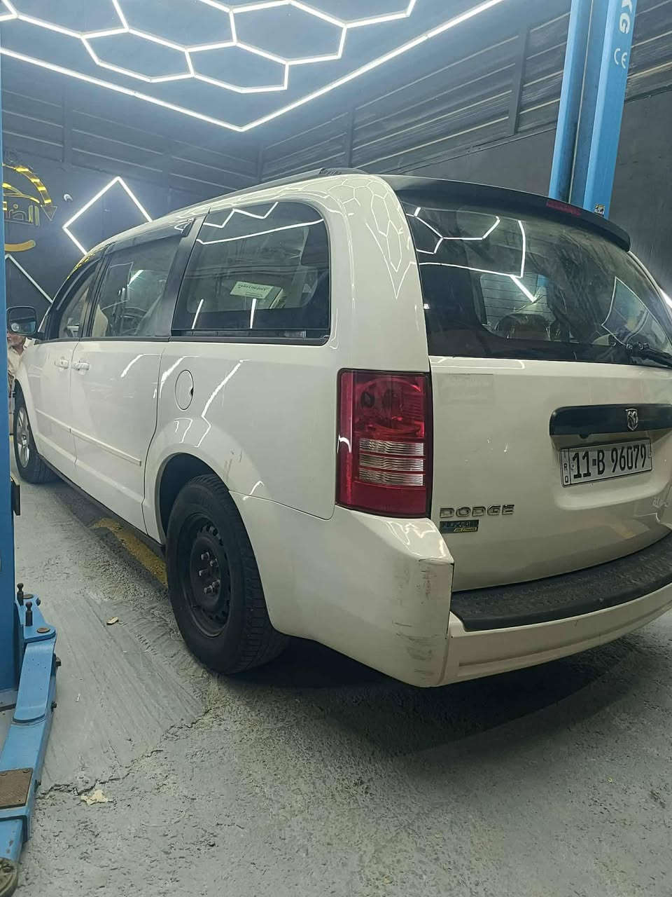 دوج كرفان موديل 2010...رقم بغداد
السونار موجود بالمنشور محرك المرغوب 3300

مكان السياره... حله مهناويه... السعر 115 مجالها بسيط

للأستفسار ***********
