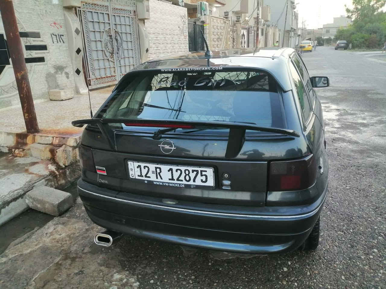 السلام عليكم 
مكلف بالنشر 
سيارة استرا للبيع 
مكينة بيها نفخ 
رقم انكليزي 
موديل 92
السعر 45$
اليبيع بأسمو السنوية تحويل فقط 
هزة جديدة 
سنوية لل2029 تسقط
تفاصيل اكثر الاتصال على الارقام 
***********
***********
