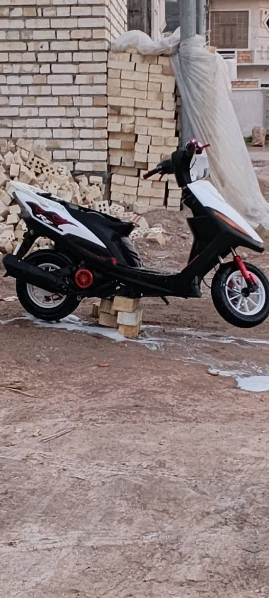 السلام عليكم رمضان كريم علينه و عليكم
ماكس لبيع بلادي 49 كلها شغله يحتاج كلج امامي و قطره مال دهن بس كلها شغاله تجي تفحص وتروح سعر 575بيها مجال هذ رقمي ***********
