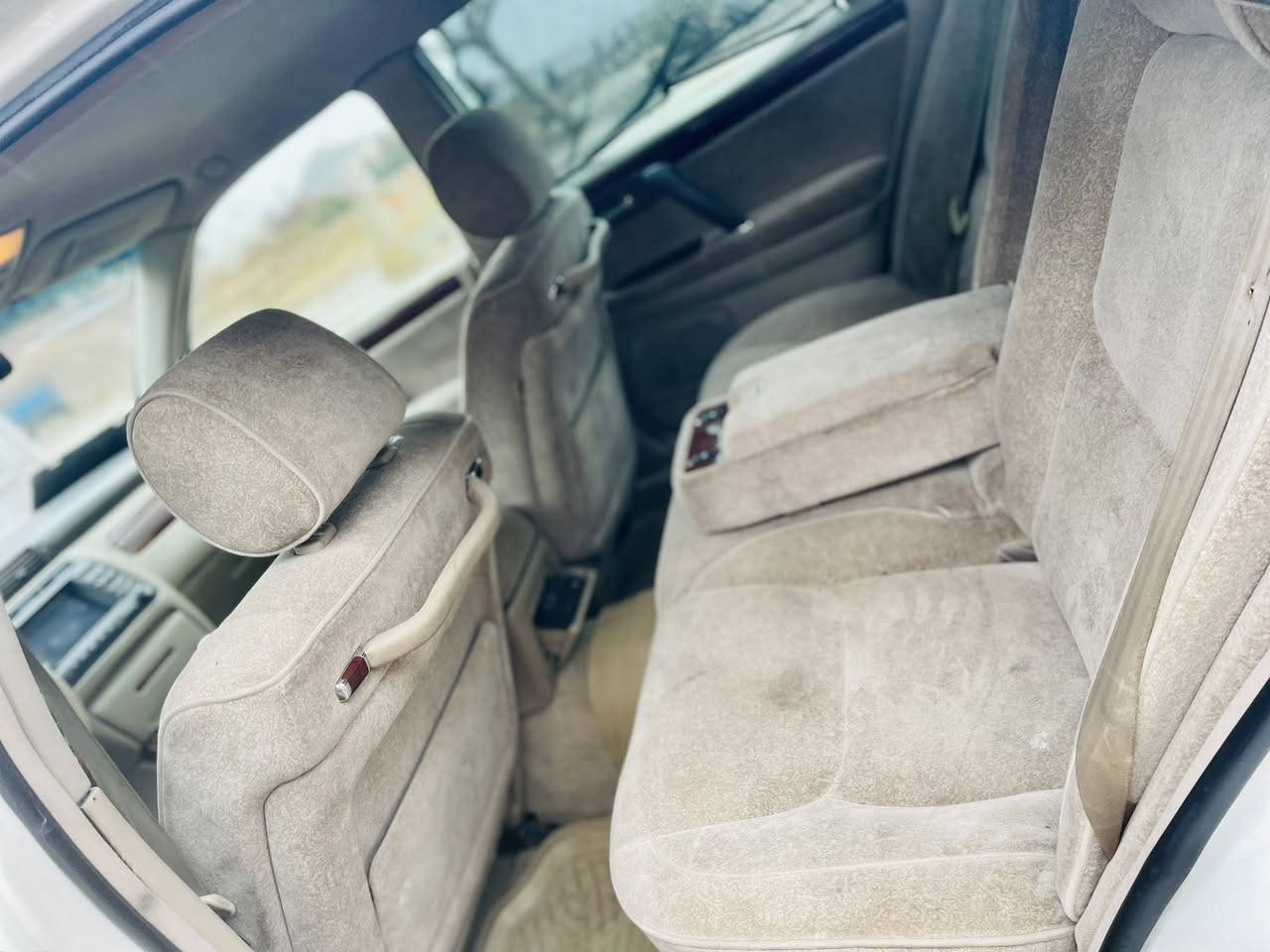 بڕاوە 2003
جوانترین مواسەفات ❤️

مەکینە دیفۆڕی بچوک 171
دوو دوگمە 
چوار کوشن کارەبا
پەردە
چوار جام ئۆتۆ
ئاوینە کارەبا
دەشبڵ نەجەف ڕەقەم یەک
ناو زەرد
کریستاڵ
باڵی سنوق
چوار تایەی تازە
کامل سێرڤس چرکەی تیا نیە
سەرف و بوخار و دوکەڵ بەشەرت 
تەبرید سرد و گەرم تەجیل و سەماعە کارەبایات هەموی بەشەرت 

زانیاریەکان بخوێنۆ ئینجا پەیوەندی بکە ڕەحمەتت لێبێ❤️👍

سعری ۳٥ گڵا
شوین نزیک سلێمانی
***********
