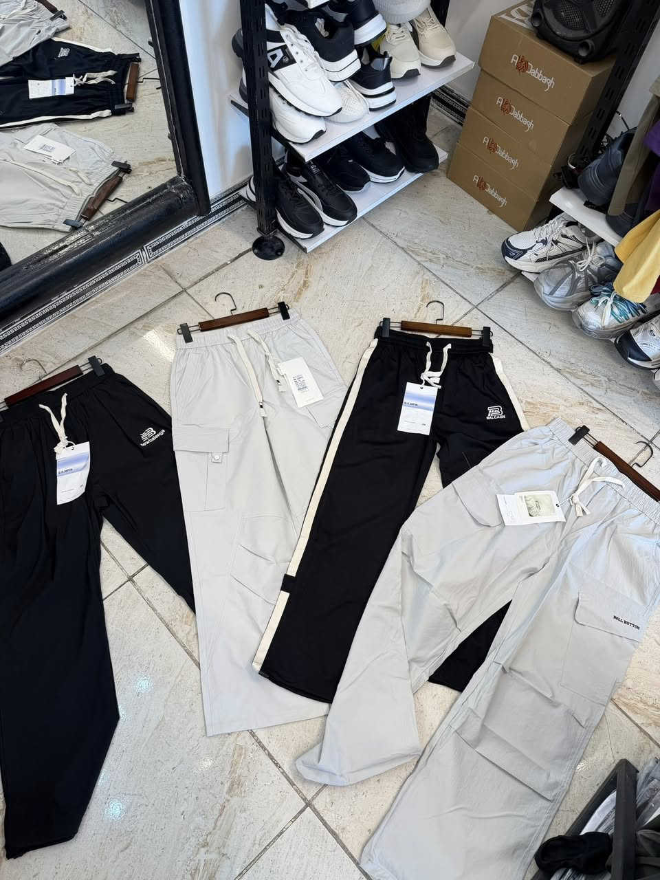 بدي قياسات كامله 
بجامه اقل شي موجوده قطعتين وفوك 
بنطرون اكو كامل واكو اقل شي ٣ قطع 
قميص ردن اقل شي قطعتين 

٥٠ بدي 
٥٠ بجامه 
٢٠ قميص ردن
٨ قطع نص ردن 
١٣ بنطرون 
مكاني بغداد البياع


**إذا كنت صاحب هذا الإعلان وتريد حذفه لأي سبب، رجاءا أرسل رسالة إلى الدعم الفني**