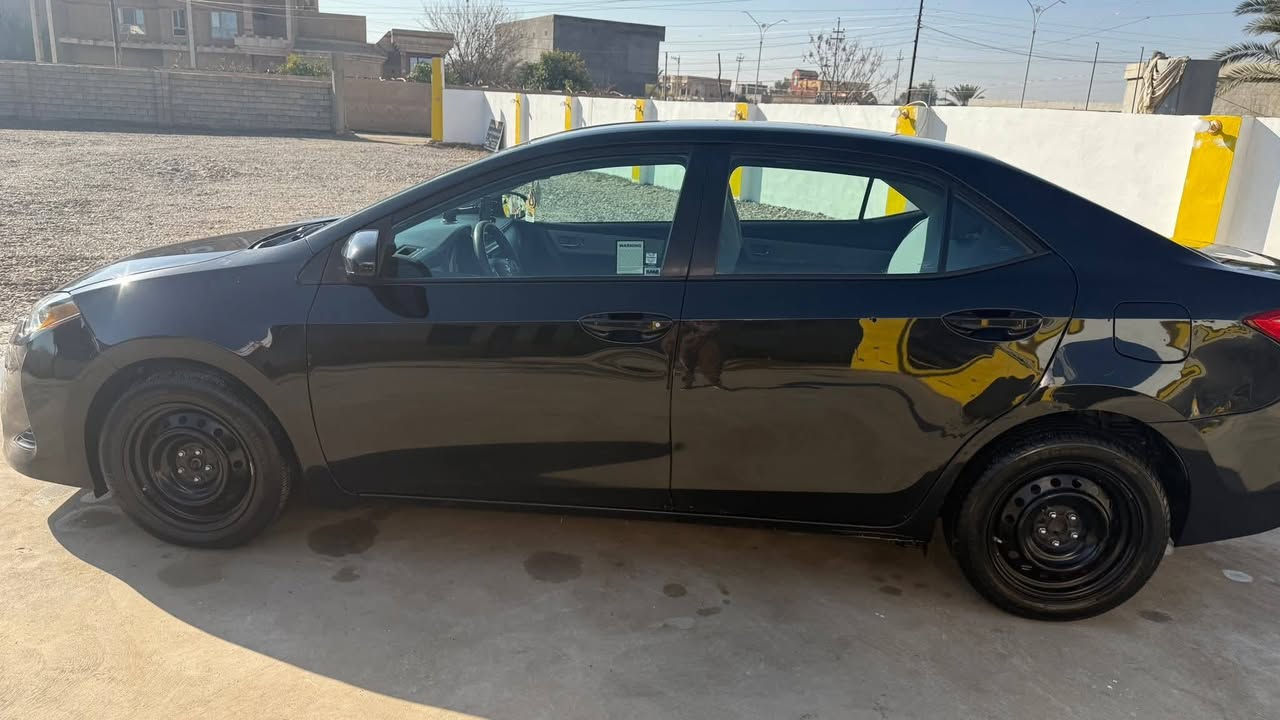 كورلا 17
الضرر قطعه وحده جاملغ وبيها الباب الخلفي مشخوط ما مصلح السياره كامله ماناقصها برغي 
صدر جديد 
كير ومحرك شرط 
تدفئه تبريد 
لايت زنون 
سنويه منتهيه الرقم القديم 

السونار مرفق معا الصور 
#السعر 128 وبيها مجال

الاتصال على الرقم 0782 483 7453
