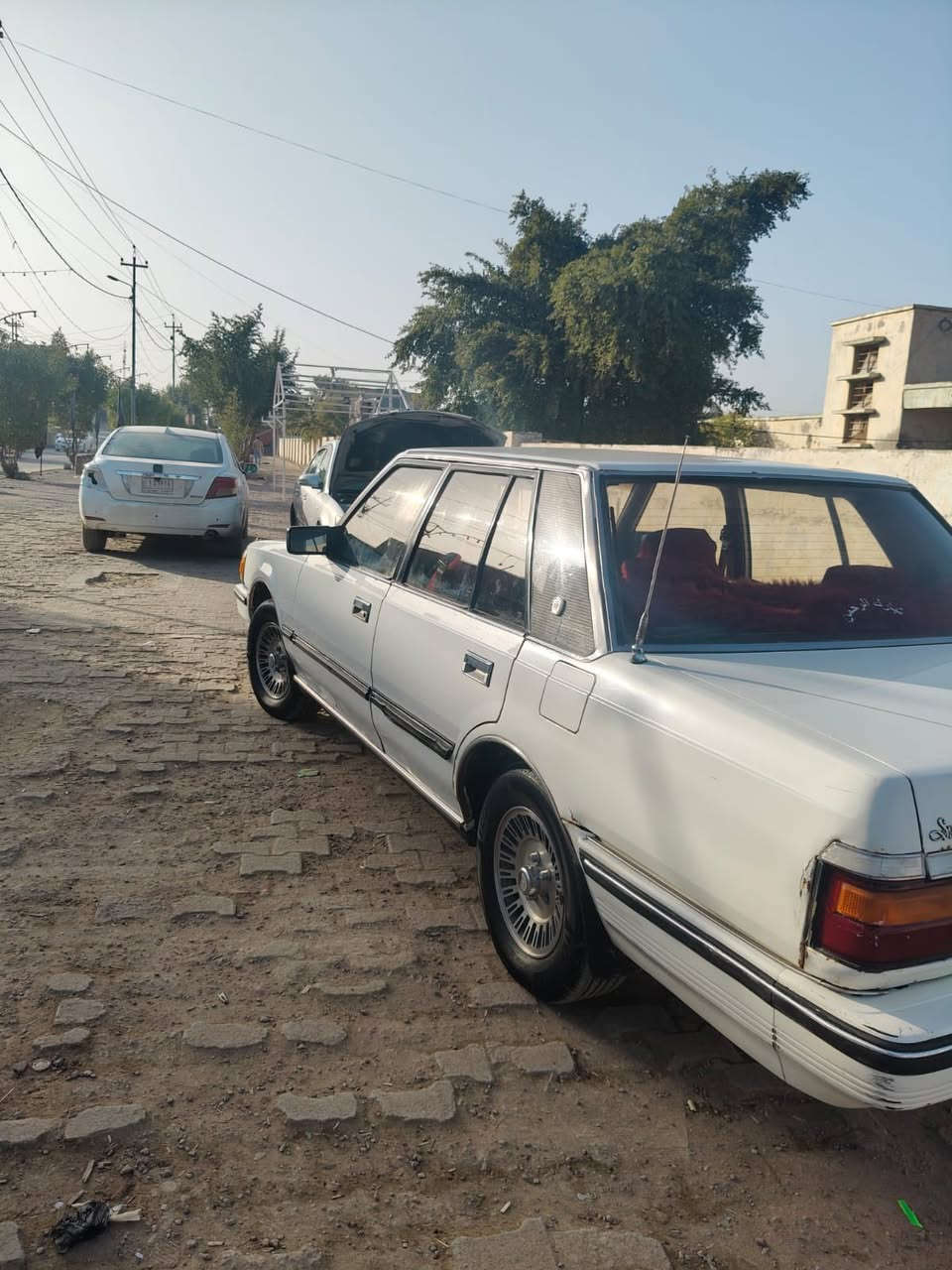 مرحبا للبيع سوبر 1985 جاهزه للاخير باسمنا حداديه زيرو تخم تاير تبريد ثلج مكينه وكير ع الشرط السعر 60 بيها مجال مو سعرها هذا بس مستعجل ع البيع السياره بالاديه دواخلها بالجيس *********** الديوانيه قضاء الشاميه مامتواجد ع النت
