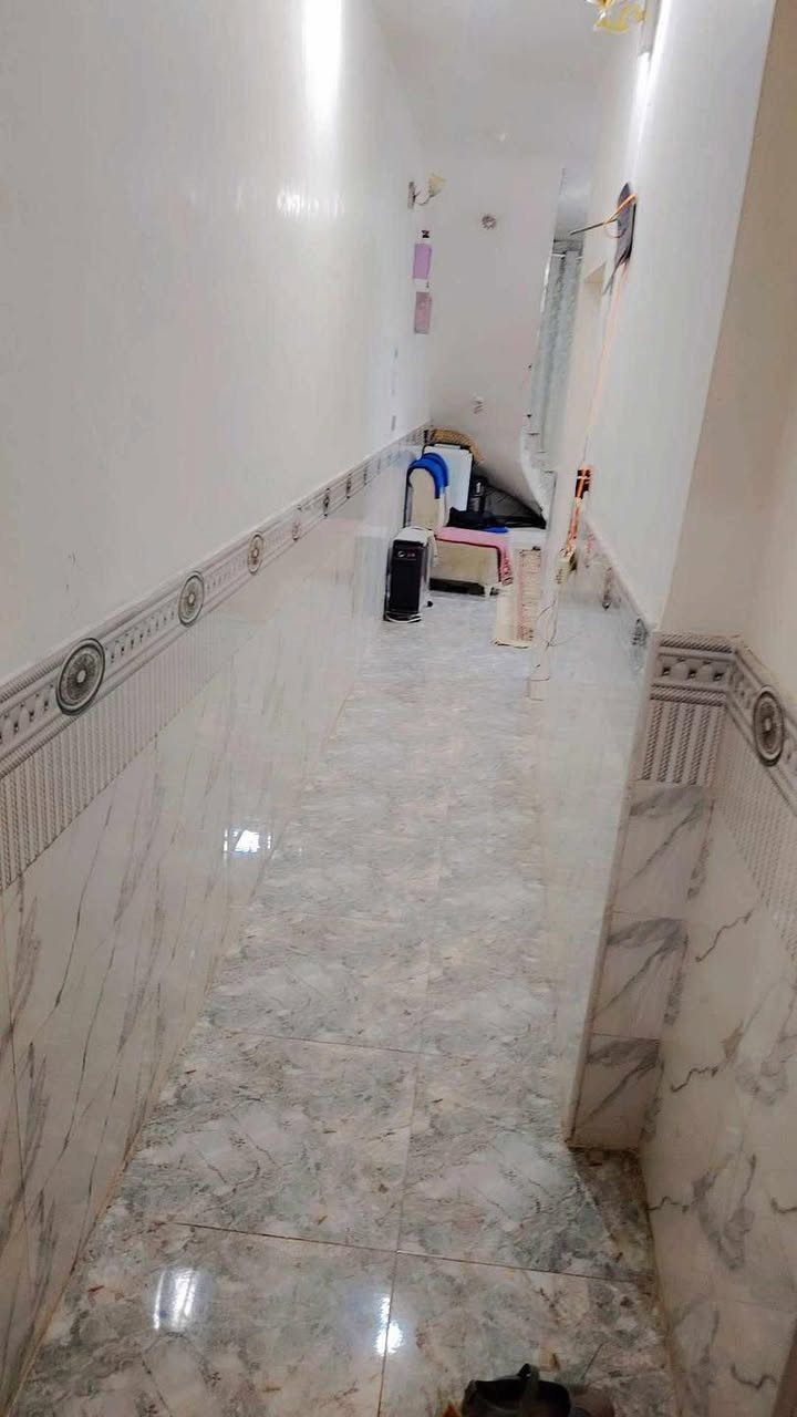 دار للبيع  زراعي المساحه  (85) متر بناء حديث
 الواجه (4 متر ونص والنزال 18متر )

📍 الشرقي من جهة مركز الشرقي الي بحي الشهداء 

غرفه وصاله ومطبخ  كونكريت مسلح

السعر (55) 
للاستفسار الاتصال ع الرقم (***********)
