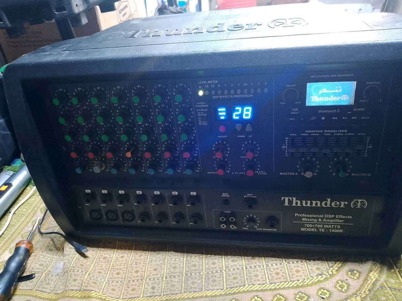 جهاز تندر 1400 وسماعات ايطالي وبينسي
للبيع.  مكان بغداد.  السعر 900وبي مجال بصيط


**إذا كنت صاحب هذا الإعلان وتريد حذفه لأي سبب، رجاءا أرسل رسالة إلى الدعم الفني**