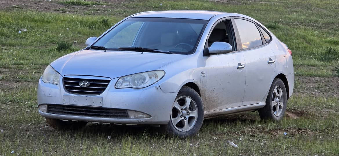 للبيع افانتي ادوات گصه جديده كير محرك صدر تايرات كلو شرط السعر 42 وبيها مجال
لاتصال *********** ۔ ***********
