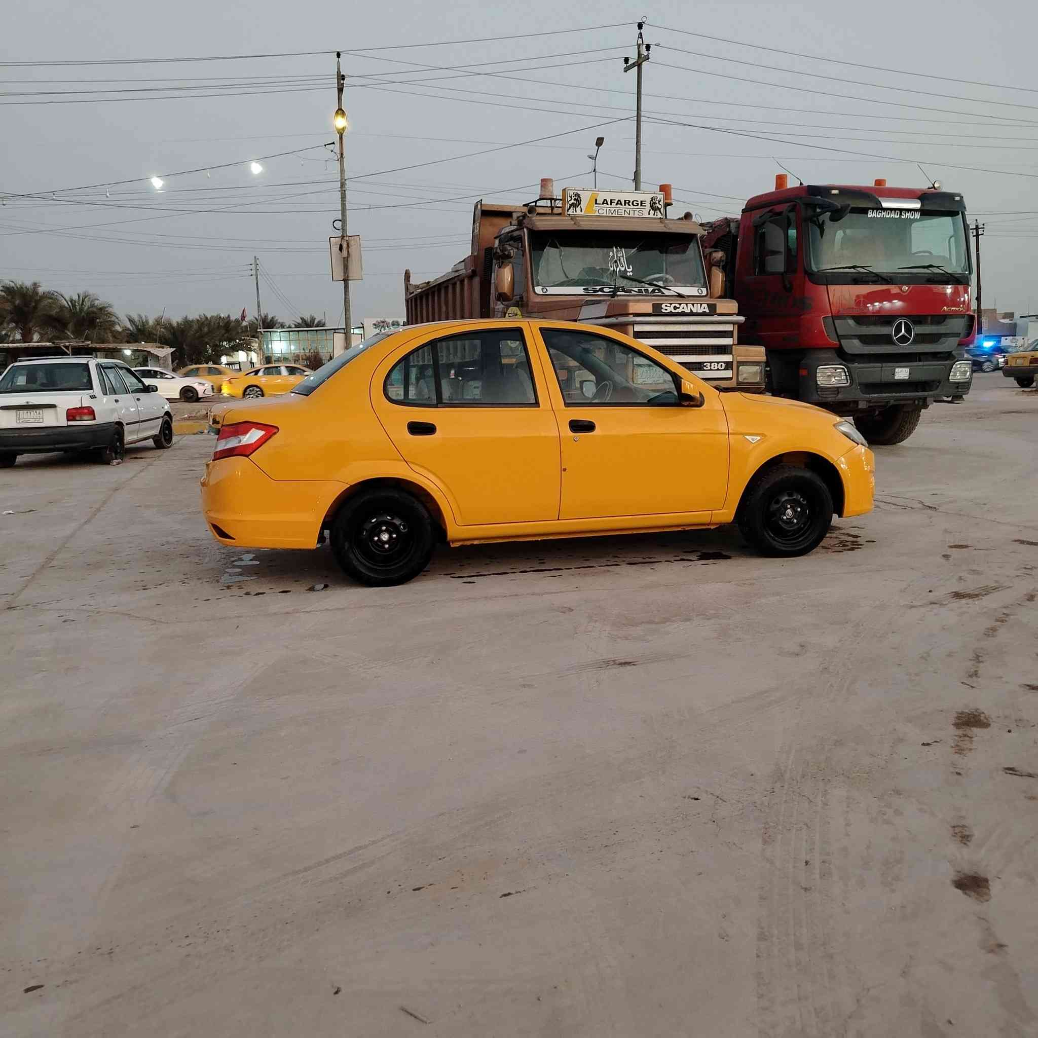 السلام عليكم
ساينا للبيع (2020 تكسي) رقم قادسيه جديد بأسمي
مكفوله، بيها بارد فقط يم البك لايت، عينه وصينيه وفلاوين جديد ودبلات خلفيه جدد السعر(68) وبيها مجال قليل. المكان/ الديوانيه
***********
***********
