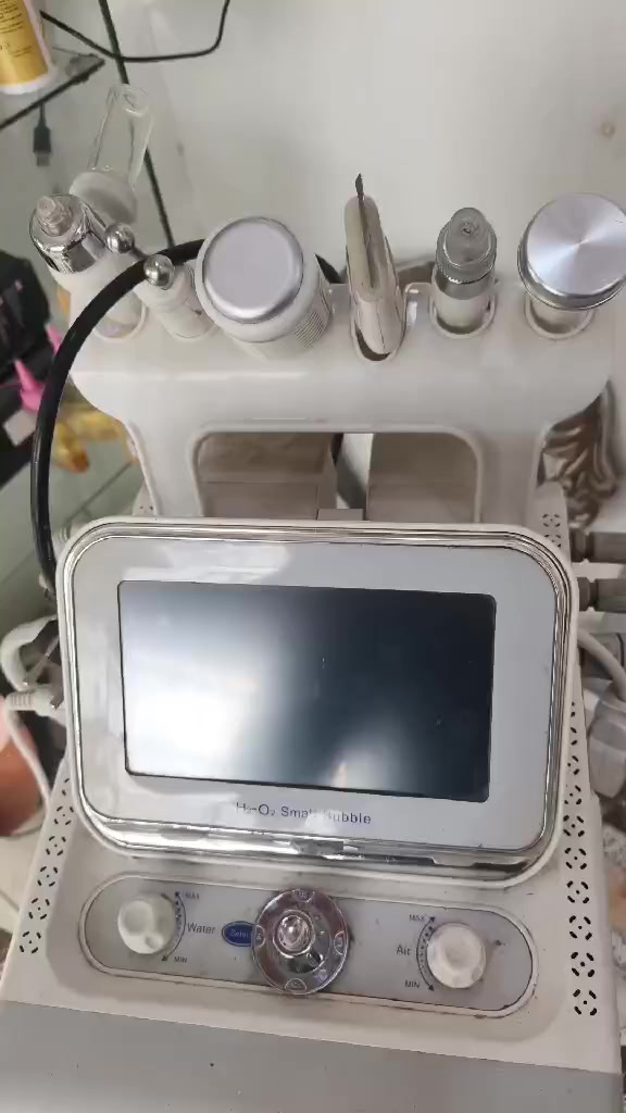 جهاز هديروشيل مال بشره كلش نظيف سعره 350 قفله مكانه كربلاء طوريج بس شراي رجاءن


**إذا كنت صاحب هذا الإعلان وتريد حذفه لأي سبب، رجاءا أرسل رسالة إلى الدعم الفني**