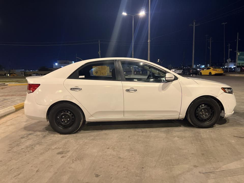 اعادة النشر بسبب الوعود الكاذبة سيراتو موديل ٢٠١٢ سيارة صبغ عام كفالة من العيب الشرعي رقم اربيل تحويل وكالة جاهزه كير محرك كفالة تدفئة تبريد جاهزه السعر ٧٠ وبيه مجال مكان كوت للاستفسار ***********
