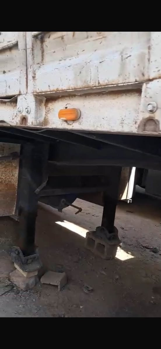 عربانه 
للبيع 
دنكير ١٤
سأصي١٦
اللستفسار 
***********
