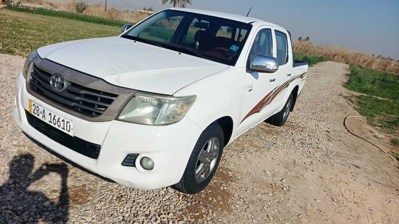 البيع بيكم هايلوكس مديل ٢٠١٤ كويتي شاصي ١٩ رقم نجف الدولي بسمي سياره جديده مكينه ما مفتوح بيه جاملغ بدل أصلي غير دواخل أثر شخط فقط سياره جديده وسعر ١٨٨ و بيه مجال مكاني بابل شوملي ***********
