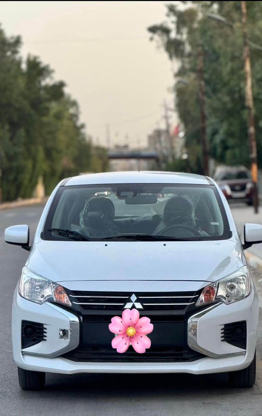 سلام عليكم 

للبيع. 

مسيوبيشي ميراج  رقم بغداد بسمي 

  موديل 2024

🔴لون سلفر قريب على البيض 

🔴بكلايت لد

🔴شاشه + كامره

🔴لايت اتو 

🔴ماسحات اتو اذا وجدات ماء

🔴كشاف بلاجكتور

🔴تبريد مناخي تحكم شاشه 

🔴رادر امامي + تحديد مسار

🔴تبريد ❄️ 

🔴محرك 1200 / 3سلندر

🛣️ماشية 20 الف 

سيارة حادثها بنيد وجاملغ  

السعر  100$ ورقة وبيها مجال 

مكان السياره كراده داخل 

*********** بغداد, العراق
