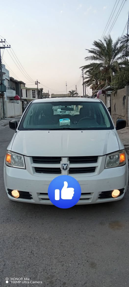 كرفان ٢٠١٠ بغداد باسمي للبيع ب٨٧ ورقه وبيها مجال قليل حك الجيه أبواب عادي جام كهرباء ٣٣٠٠ محرك تبريد نقص غاز تبديل جاملغ الأمامي الايسر وبنيد ودعاميه داخل يحتاج ترتيب محرك بيه جبنه تايرات جيده صدر جيد باتري جديد
مكاني واسط ناحية الحفرية الشراي يجي يشوف بعينه ويفحص براحته
للاتصال موبايل *********** ابو مصطفى وشكرا
