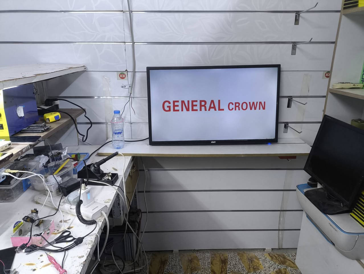 السلام عليكم السيد مصطفى الموسوي (لصيانة الموبايل)
✅(( #العرض_اثنا_عشر 12)) #New***
توجد بلازمة للبيع  ⬅️ /مع الضمان/
/جنرال ماكس  HD واضحة /  ⬅️   حجمها (32)
السعر. 60 شاشة قويه جدا ضمانها 12شهر 
اتصال واتساب ⬅️***********
او. /مراسلة الصفحة/.
