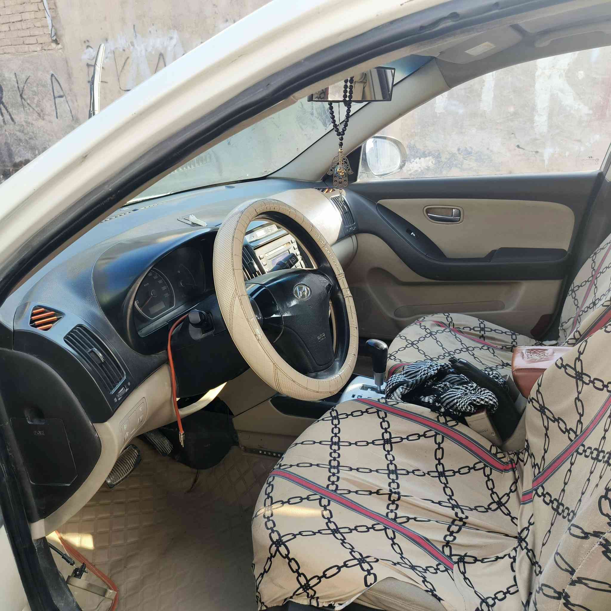 النترا ١١ أربيل البيع بها قماره تبديل ومصبوخه عام بسم الكردي سنويه صاقطه سعر ٨٠ وبيها مجال ابيع هل موجود رقم التلفون ***********
