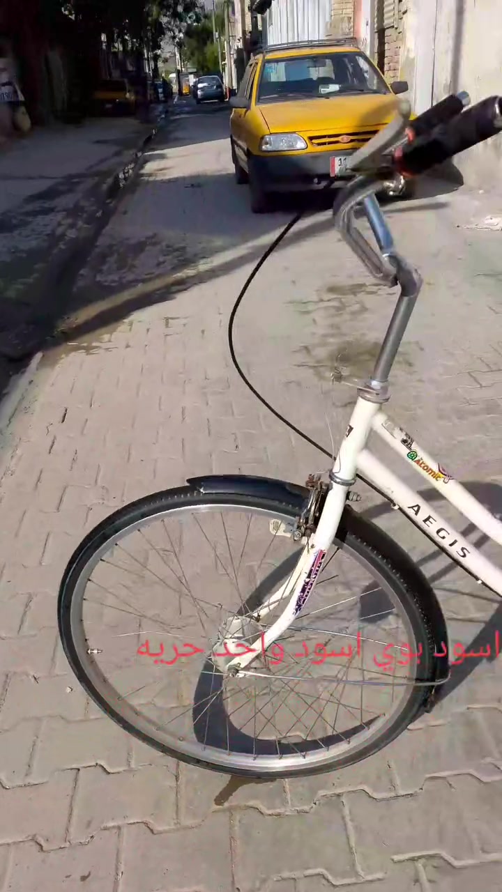 باسكل للبيع موديل 2015 باسكل نضيف كلشي ما بي چوب تواير كلهة مبدله زنجيل مبدل نضيف كلشي ما بي السعر 95وا قفله 85 عنوان حريه شارع مدارس مقابل مدرسه عقبه بن نافع ***********
