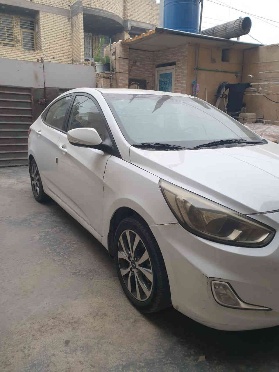 السلام عليكم اكسنت مديل 2015 بس دععاميات شرط الفحص مكينه كير صدر تبريد كله مكفوله كفاله عامه تخم تايركفاله مداور ثاني العنوان الورفلي ١٦٠٠ الرقم *********** السعر 118
