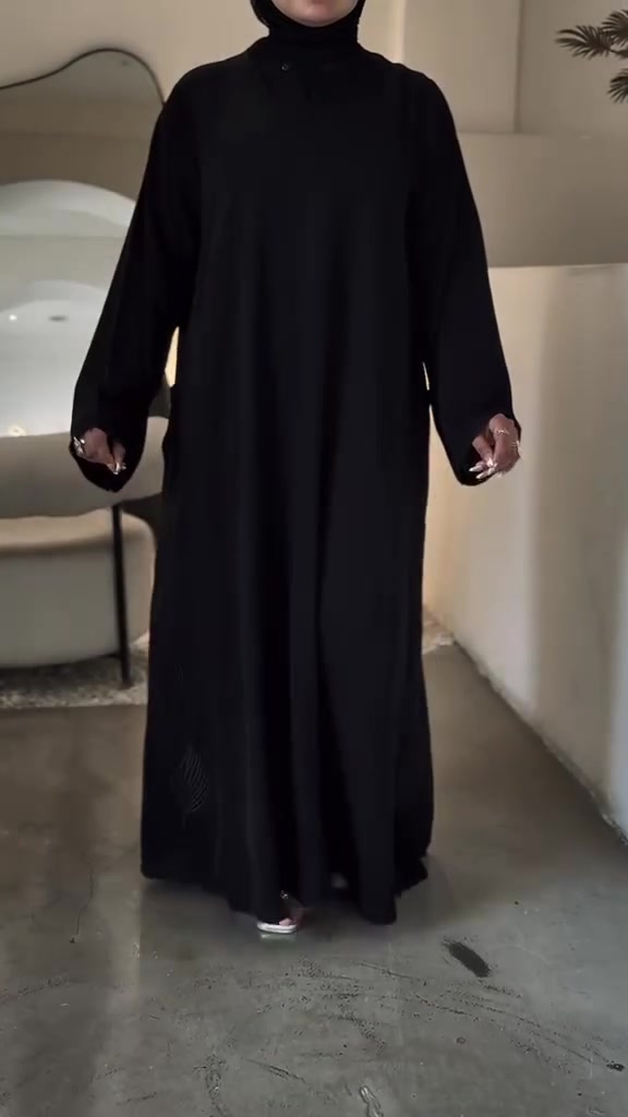 عبايه جرجيت انترنت كويتي لجميع الاطلالات والمناسبات تجمع الفخامه والاناقة
للاستفسار راسلونا خاص

ملاحظه،/القياس من52 الى100


**إذا كنت صاحب هذا الإعلان وتريد حذفه لأي سبب، رجاءا أرسل رسالة إلى الدعم الفني**