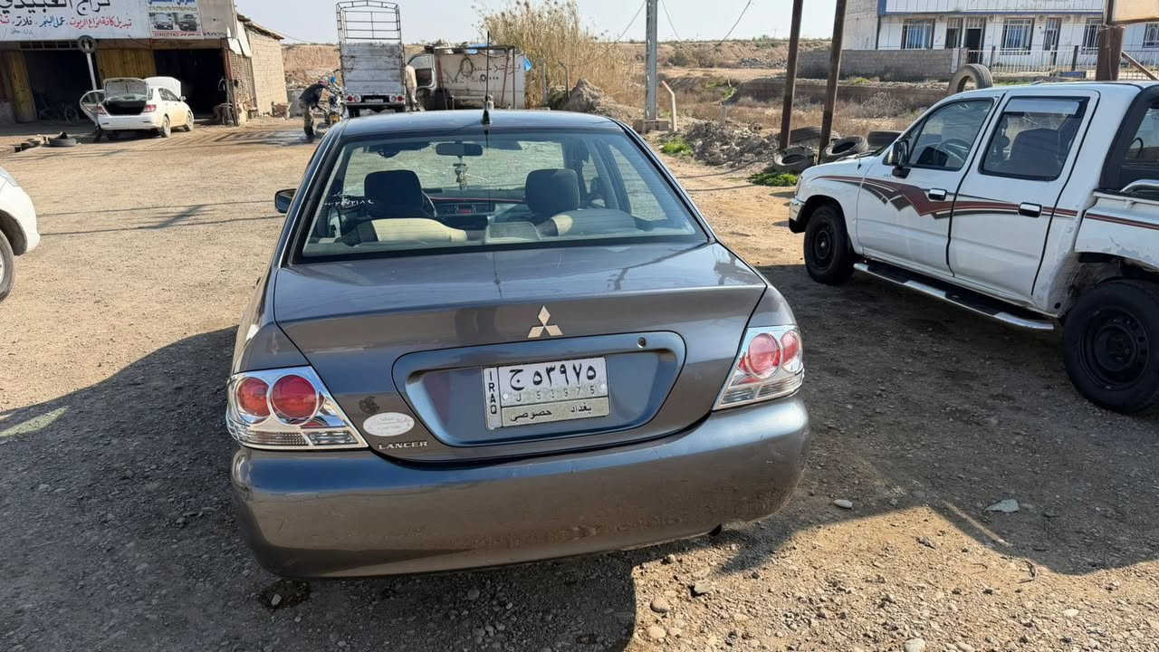 لانسر مسيبوشي ٢٠١١ قبغ اسود 
السعر ٨٤
الرقم بغداد جاهز صدر جديد مافيها نقص 
الرقم الهاتف ***********
مكان السيارة ديالى جديدة الشط قرب مطعم سامان
