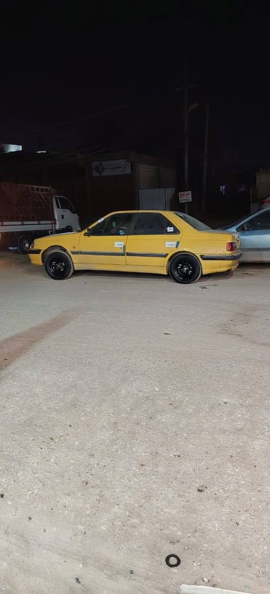 سلام عليكم ورحمة الله  بيجو بارص موديل سياره نضيف كدام عينك كهربائيات كله شغاله رقم بغداد تحول مباشر  2015 اتصل وبيك خير ودلل مكان السياره  كربلاء  ***********4
