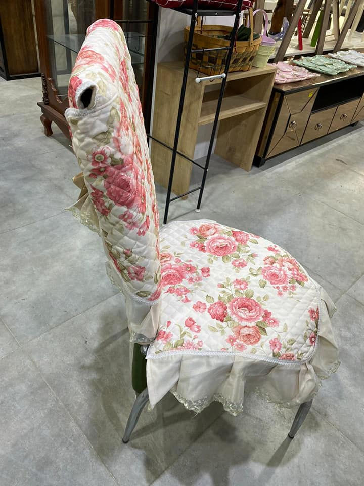 سيت سفرة طعام مع تغليف كراسي عدد ٦ 
السعر / ٤٠،٠٠٠ الف دينار 
خانقين - دارة كونارة


**إذا كنت صاحب هذا الإعلان وتريد حذفه لأي سبب، رجاءا أرسل رسالة إلى الدعم الفني**